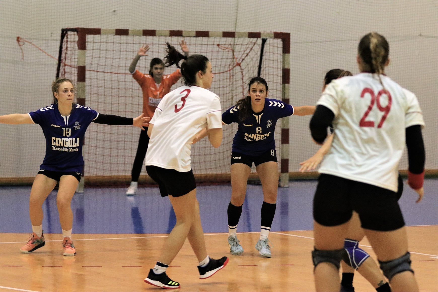 Pallamano femminile cingoli